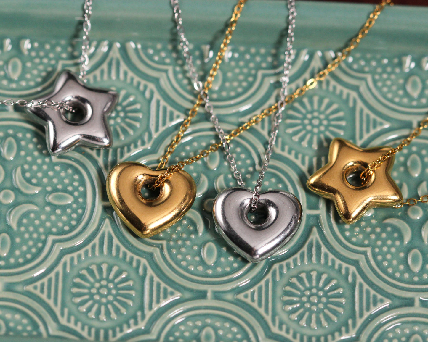 Ατσάλινο Μενταγιόν με Charms Αστέρι ή Καρδιά - Χρυσό ή Ασημί