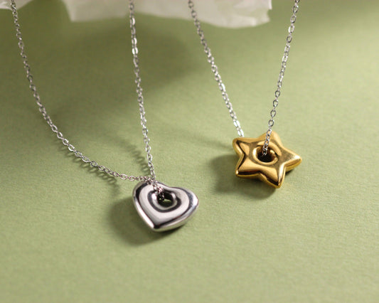 Ατσάλινο Μενταγιόν με Charms Αστέρι ή Καρδιά - Χρυσό ή Ασημί