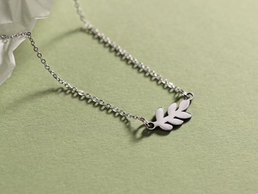 Ατσάλινο Κολιέ Φύλλο – Χρυσό ή Ασημί