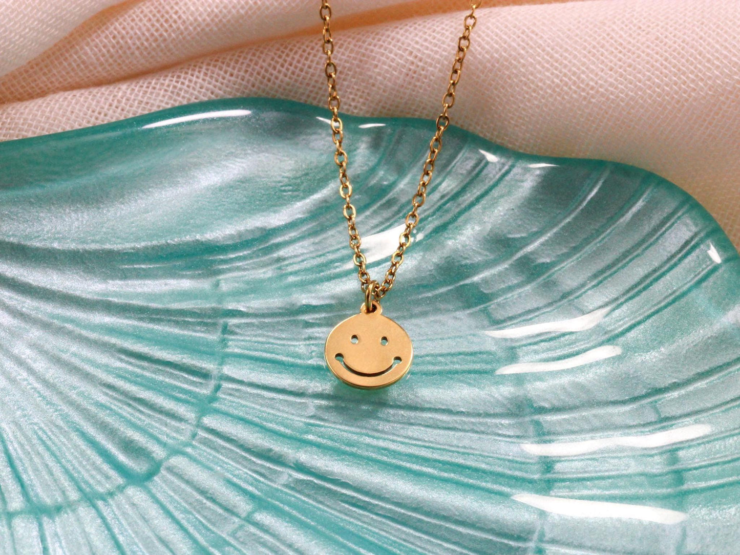 Χρυσό Ατσάλινο Κολιέ Smiley